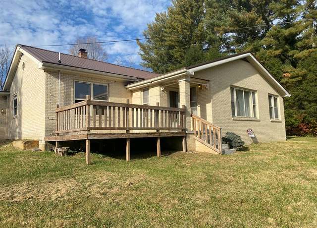 Property at 29301 Gov GC Peery Hwy, North Tazewell, VA 24630, 3 beds, 2 baths