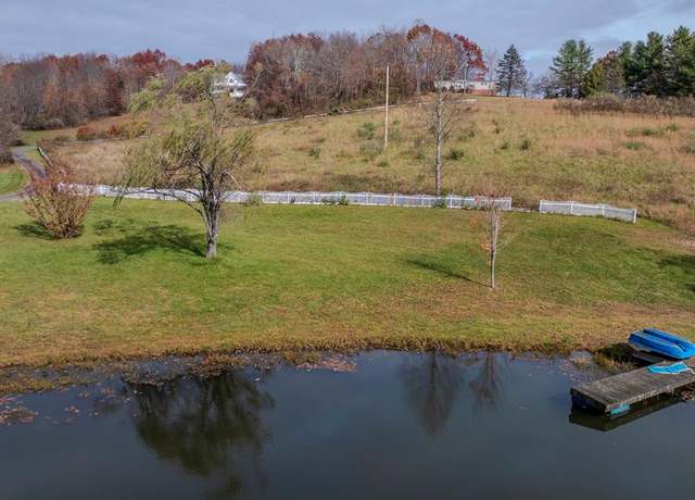 Property at 431 Skyview Dr, Fancy Gap, VA 24328, 4 beds, 4.5 baths