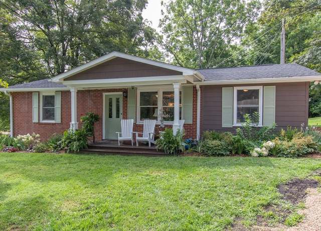 Property at 344 Gibson St, Abingdon, VA 24210, 3 beds, 2 baths