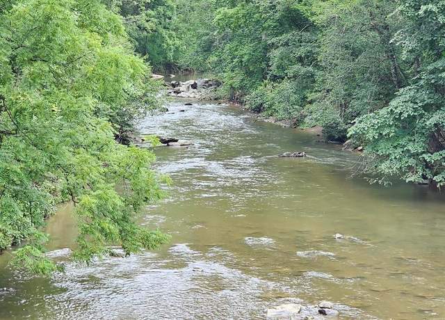 Property at 1101 Chestnut Falls Ln, Galax, VA 24333, 1 bed, 2 baths