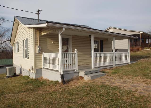 Property at 641 NW Locust St, Abingdon, VA 24210, 2 beds, 1 bath