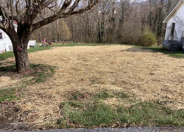 Property at 516 Virginia Ave #7, Marion, VA 24354