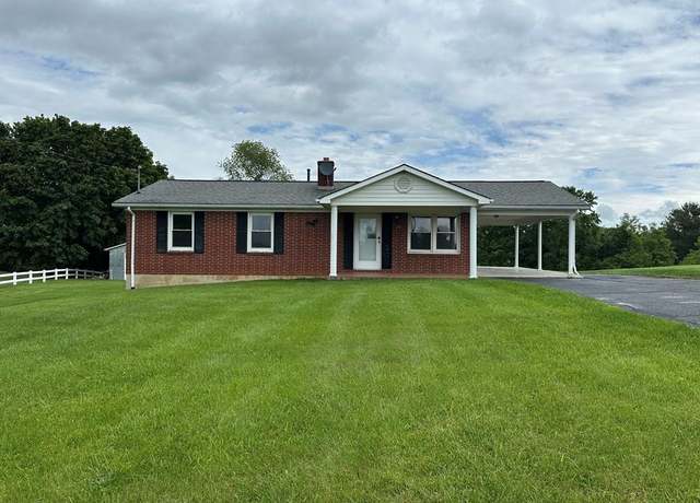 Property at 153 Howlett St, Hillsville, VA 24343, 3 beds, 1.5 baths