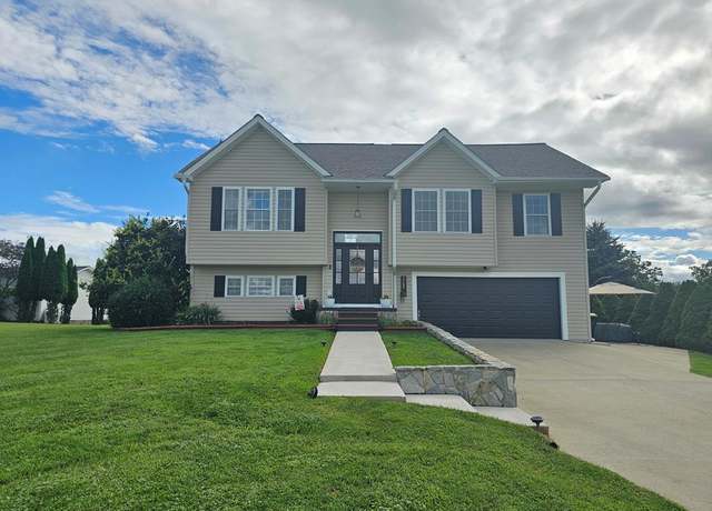 Property at 1165 Honeycutt Dam Rd, Woodlawn, VA 24381, 3 beds, 3 baths