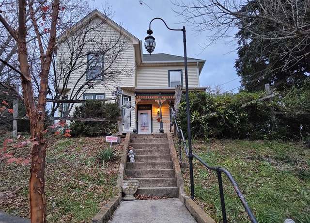 Property at 5280 Peppers Ferry Rd, Max Meadows, VA 24360, 3 beds, 1 bath
