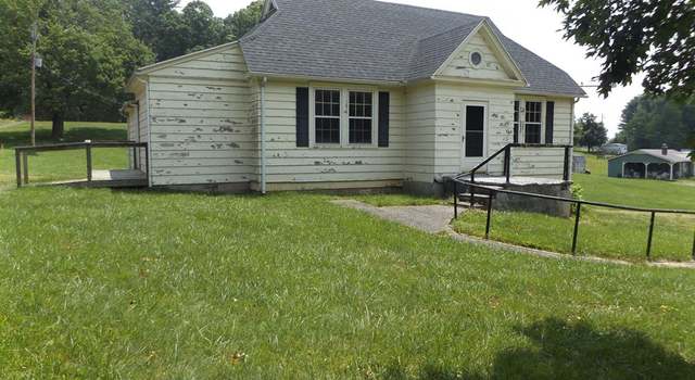 Photo of 787 Woodlawn Rd, Woodlawn, VA 24381