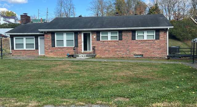 Photo of 33 Maplewood Dr, Honaker, VA 24260