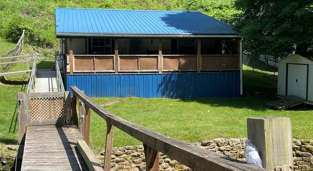 Photo of 318 Adria Rd, North Tazewell, VA 24630