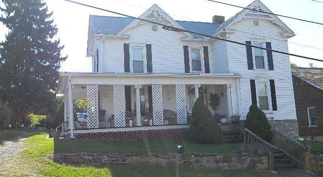 Photo of 210 West Cherry St, Marion, VA 24354