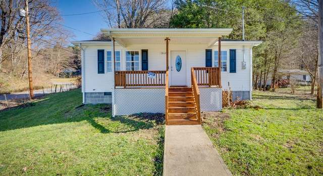 Photo of 724 E Fourth St, Damascus, VA 24236