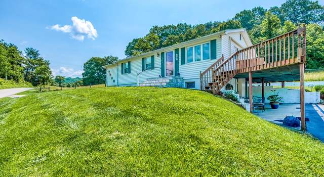 Photo of 1012 Ridgedale Rd, Saltville, VA 24370