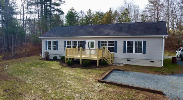 Photo of 3229 Ivanhoe Rd, Fries, VA 24330