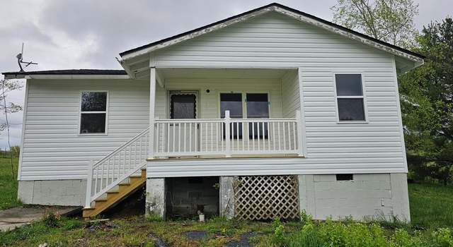 Photo of 1365 Ridge Ave, Rural Retreat, VA 24368