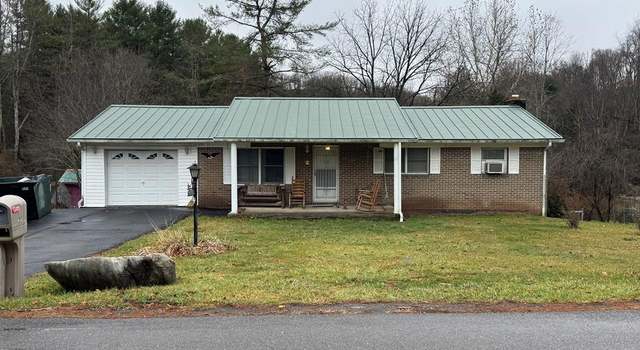 Photo of 573 Cresswood Dr, Richlands, VA 24641