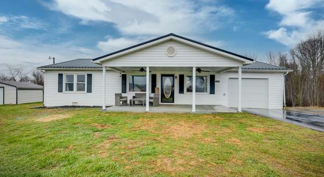 Photo of 140 Lynnside Dr, Marion, VA 24354