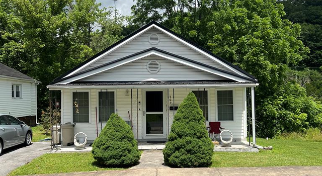 Photo of 909 E 2nd St, Richlands, VA 24641