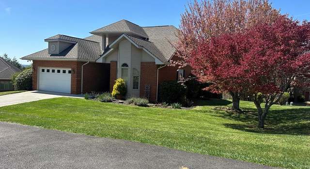 Photo of 104 Magnolia Ct, Galax, VA 24333
