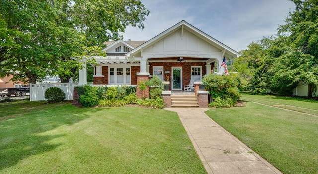 Photo of 103 E Laurel Ave, Damascus, VA 24236