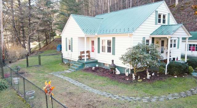 Photo of 1836 Woods Fork Rd, Grundy, VA 24614