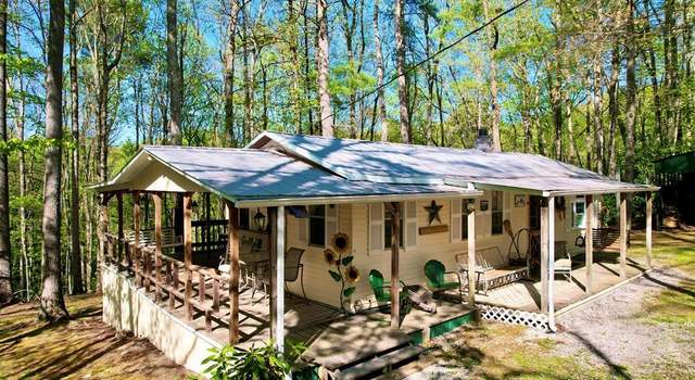 Photo of 323 Hawks Peak Rd, Sugar Grove, VA 24375
