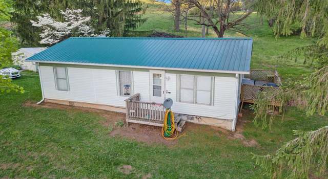 Photo of 514 Wakefield Dr, Pounding Mill, VA 24637