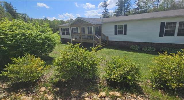Photo of 1440 Marthas Knob Rd, Galax, VA 24333