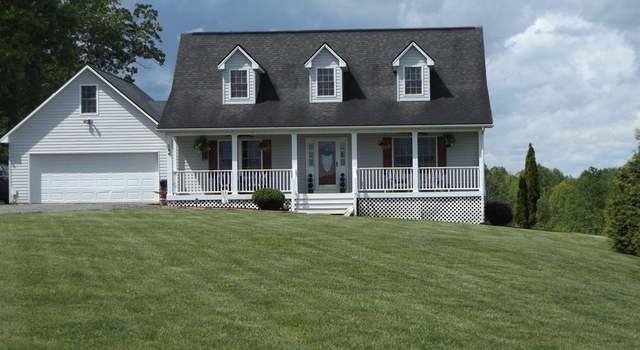 Photo of 566 Breezy Ridge Rd, Woodlawn, VA 24381