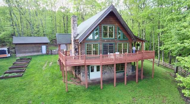 Photo of 701 Ridgetop Rd, Bastian, VA 24314