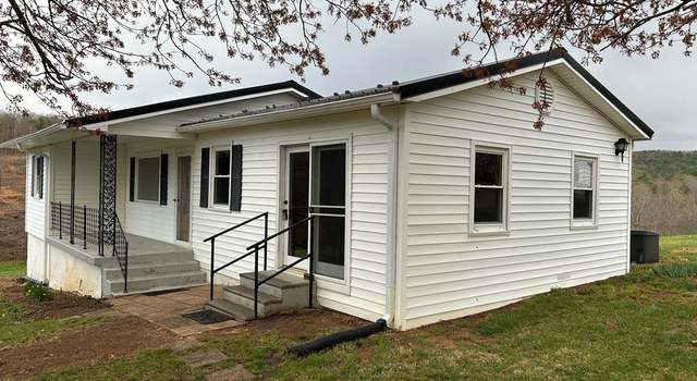 Photo of 590 Ike Slate Ln, Ararat, VA 24053