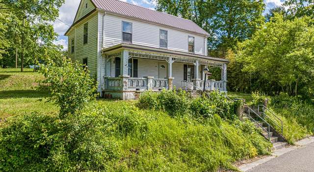 Photo of 320 SE Madison St, Abingdon, VA 24210