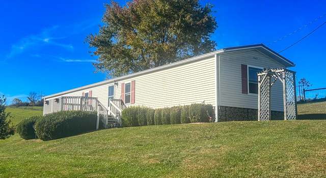 Photo of 132 Glade View Ln, Rural Retreat, VA 24368