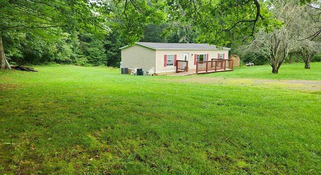 Photo of 2651 Buck Horn Rd, Hillsville, VA 24343