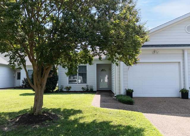 Property at 12 River Ct, Kilmarnock, VA 22482, 2 beds, 2 baths