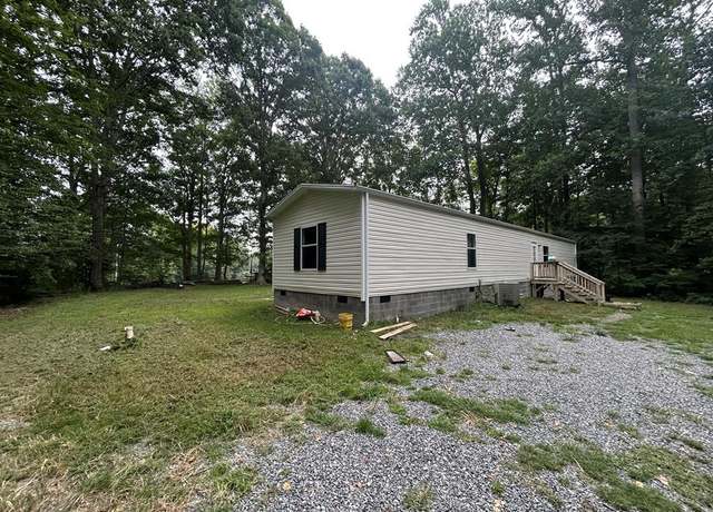Property at 627 Ditchley Rd, Kilmarnock, VA 22482, 3 beds, 2 baths