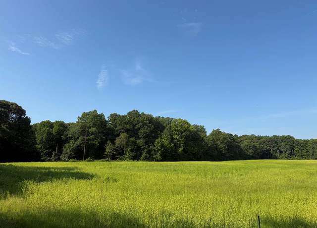 Property at 22 8 Devils Bottom Rd, Lancaster, VA 22503