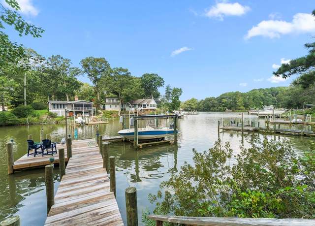 Property at 57 Swann Ct, Reedville, VA 22539, 3 beds, 1.5 baths