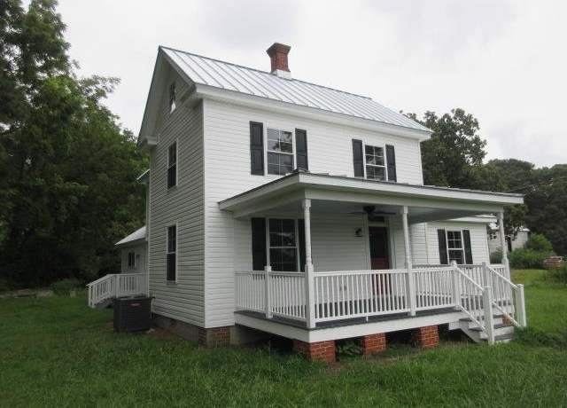 Property at 293 Mila Rd, Heathsville, VA 22473, 3 beds, 2.5 baths
