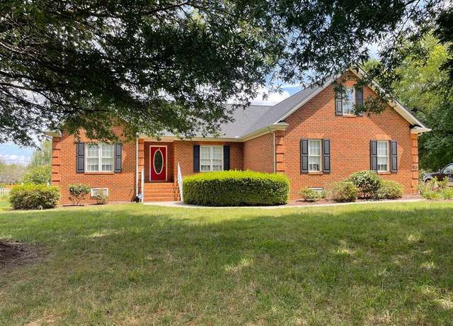 Property at 8420 Lee Davis Rd, Hanover, VA 23111, 4 beds, 3.5 baths