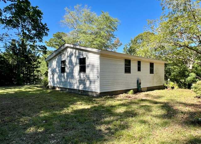 Property at 491 Rock Town Rd, Reedville, VA 22539, 2 beds, 1 bath
