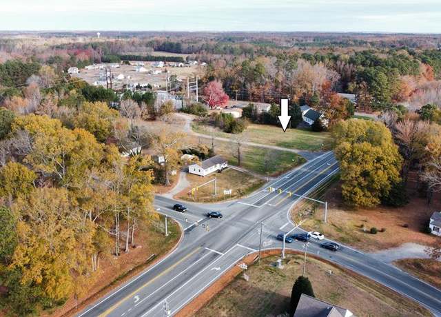 Property at 752 Irvington Rd, Kilmarnock, VA 22482