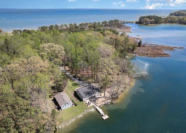 Property at 124 Alabama Dr, Reedville, VA 22539, 3 beds, 2 baths