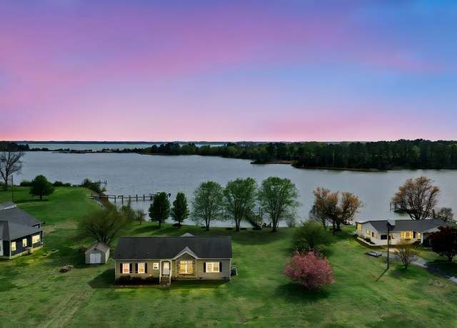 Property at 349 Indian Banks Rd, Farnham, VA 22460, 3 beds, 2 baths