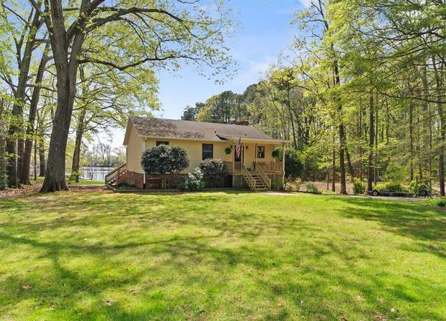 Property at 160 Woodhaven Dr, Heathsville, VA 22473, 5 beds, 3 baths