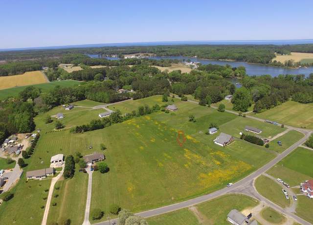 Property at 28D 070 Greenfield Point Dr, Reedville, VA 22539