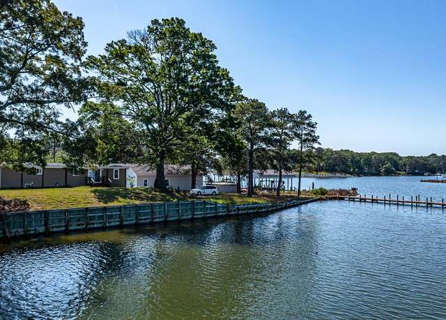 Property at 750 Sweet Hall Dr, Reedville, VA 22539, 2 beds, 1.5 baths