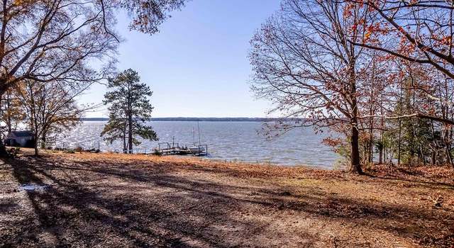 Photo of 203 Crab Pot Ln, Warsaw, VA 22572