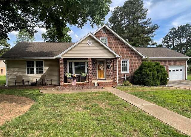 Property at 1033 Cluster Springs Rd, South Boston, VA, 4 beds, 3 baths