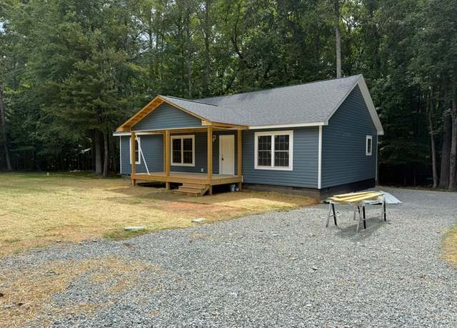 Property at 547 Cedar Point Dr, Buffalo Junction, VA 24529, 3 beds, 2 baths