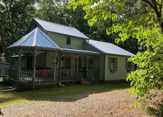 Property at 358 Pool Rock Shores Ln, Henderson, NC 27537, 3 beds, 2 baths