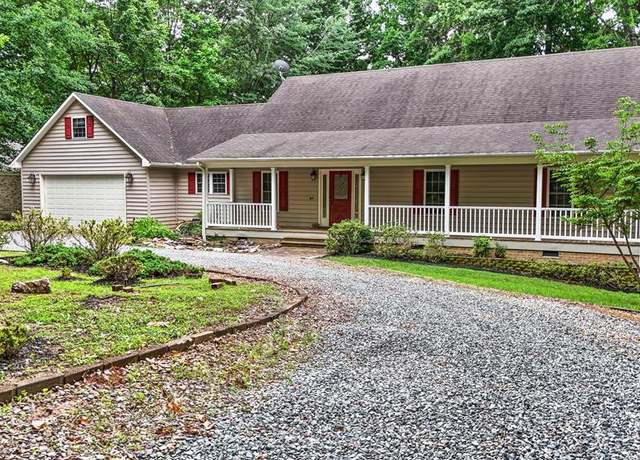Property at 390 Oak Run, Clarksville, VA 23927, 2 beds, 2 baths